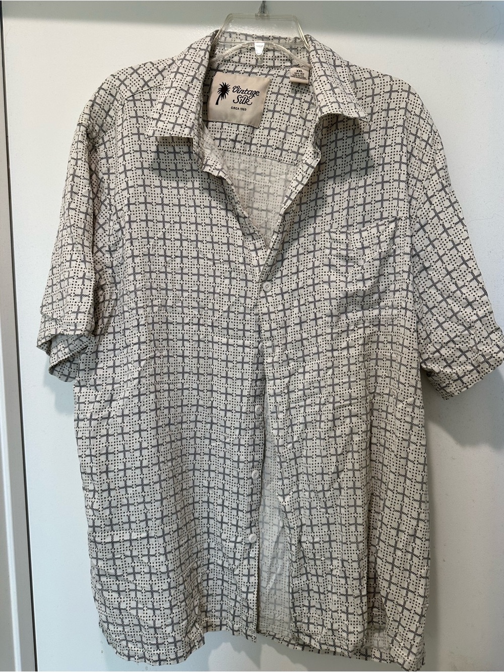 Vintage Silk Men's Short-Sleeve Button-Up Shirt 100% Silk Size XXL